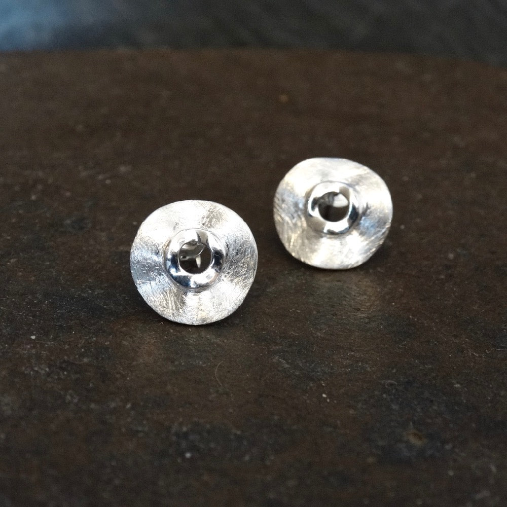 Brushed Sterling Silver Irregular Circle Stud Earrings - Beyond Biasa