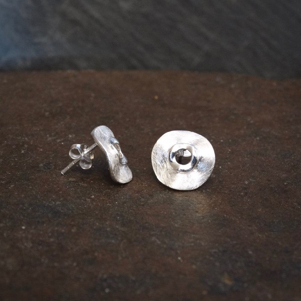 Brushed Sterling Silver Irregular Circle Stud Earrings - Beyond Biasa