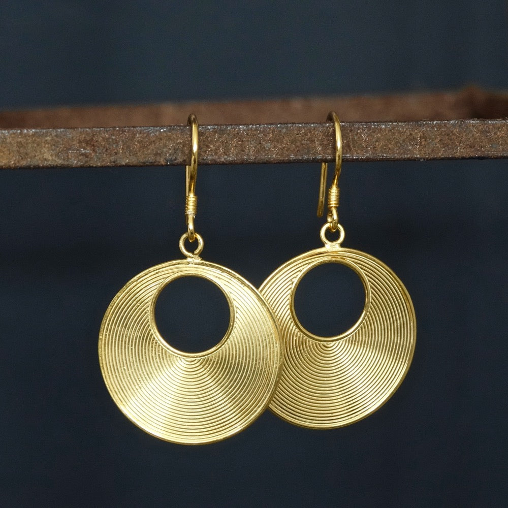 Gold Vermeil Wirework Round Drop Earrings - Beyond Biasa